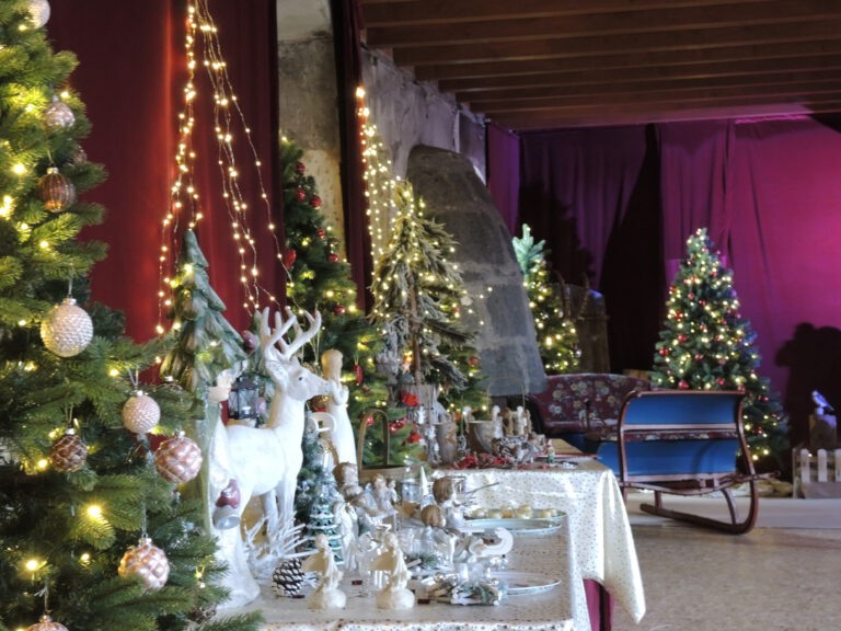 Landgasthof hotel deutsches haus a8 ulm-stuttgart Statt Weihnachtsmarkt - Burgshopping und Essen To Go - Kinder in der Stadt