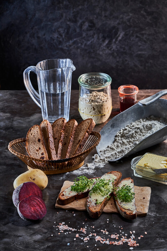 Kartoffelbrot mit Rote Beete