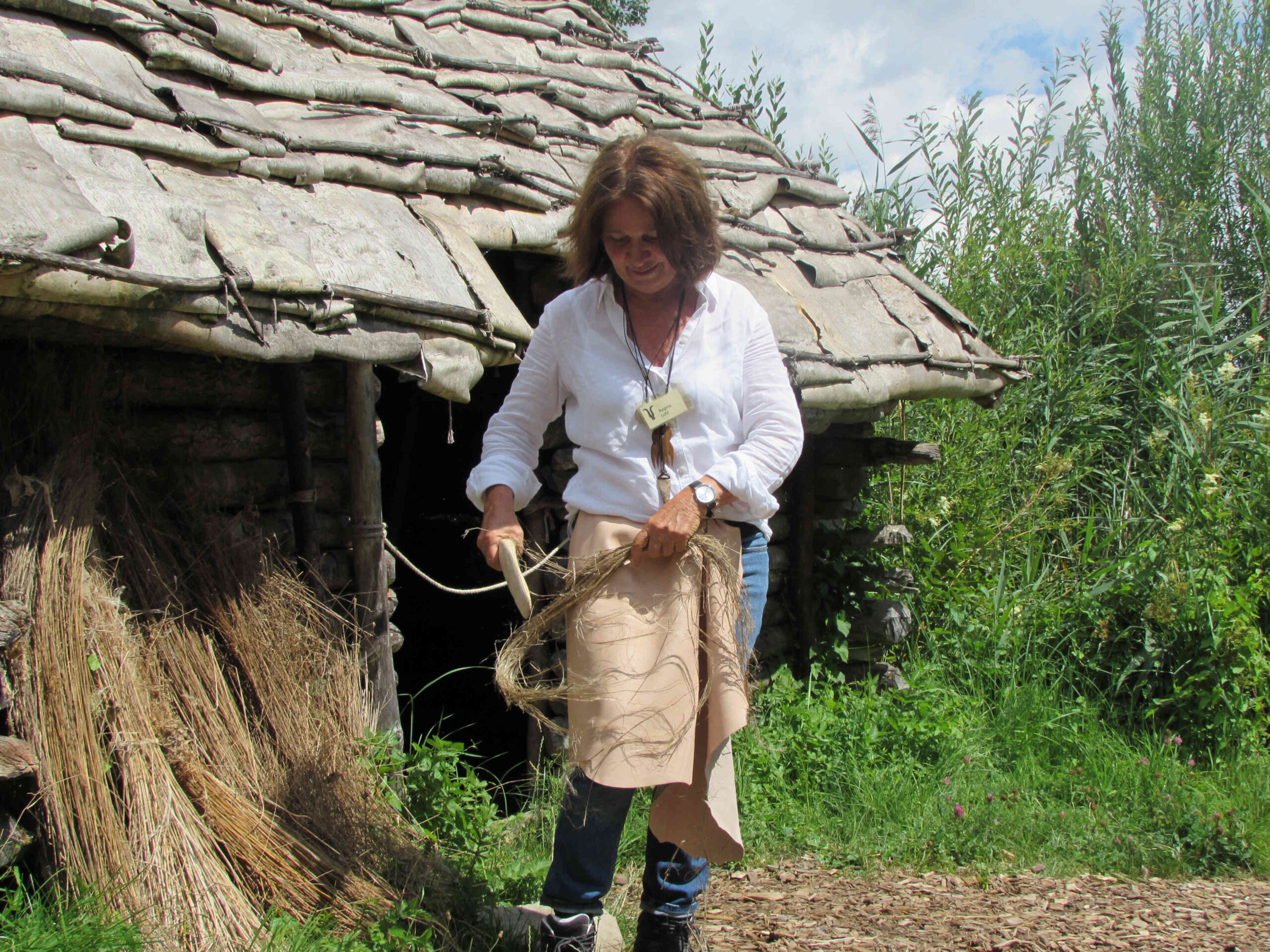 Von der Aussaat bis zum feinen Stoff – 5000 Jahre Leinverarbeitung