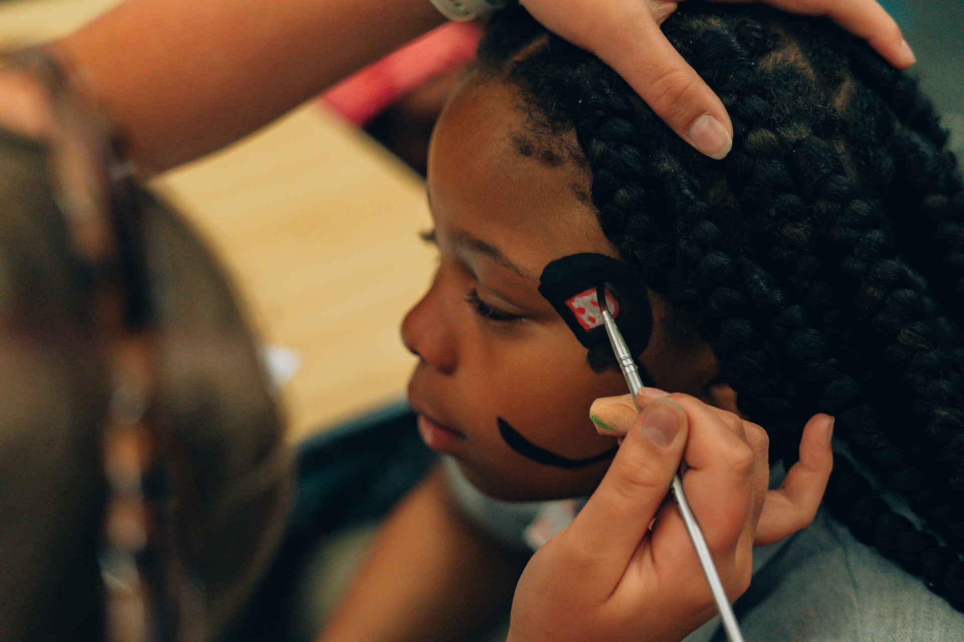 Eltern-Kind-Workshop: Kinderschminken zur Faschingszeit