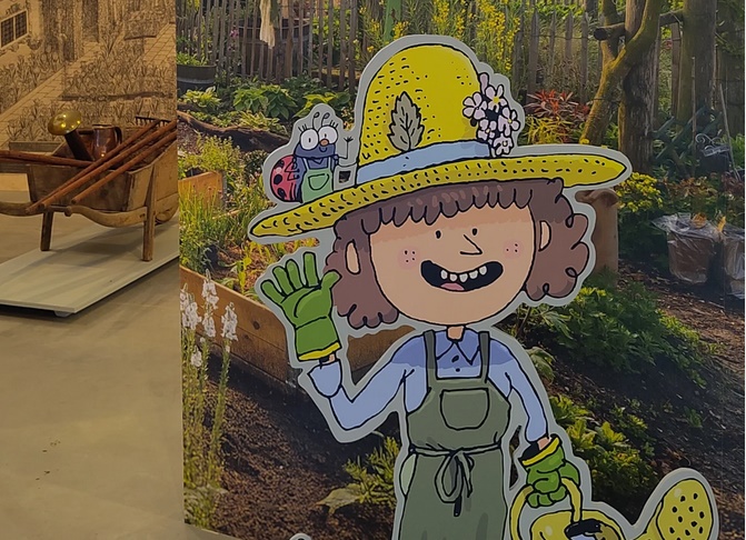 Gartenentdecker*innen - Nisthilfen für Wildbienen