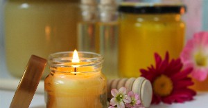 Ferienprogramm: Bienenwachskerzen selber machen